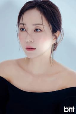 Jo Mi-ryung