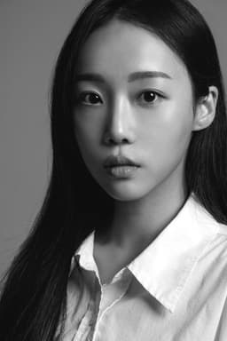 Kang Da-eun