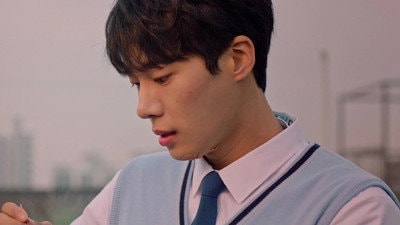 Two People Meet at the Beach on Gyeongmin's Birthday