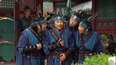 Bidam Takes On Bijae for Deokman