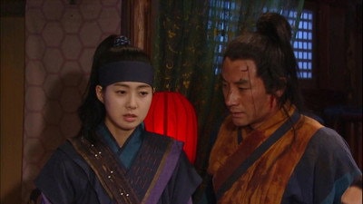Sohwa Disguised as Deokman
