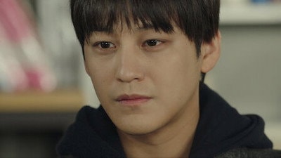 "The prosecution seeks twenty years' imprisonment for defendant Yang Jong-hun."