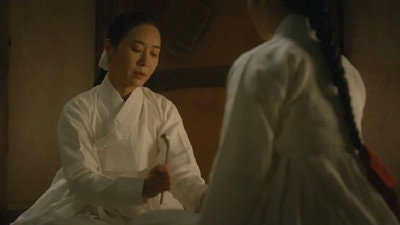 You're my last lifeline, Auntie…!