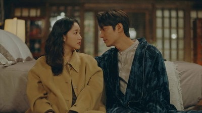 "Never Been in a Relationship?" Jeong Tae-eul's Surprise Question to Lee Gon
