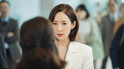 Ji-won's Meet-the-Parents-Wrecking Look