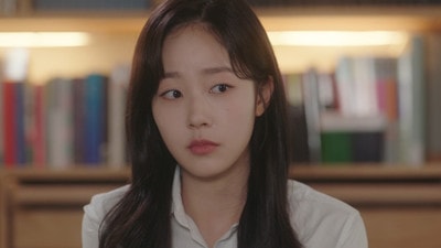 "Stay Right There, Dam Ye-jin"
