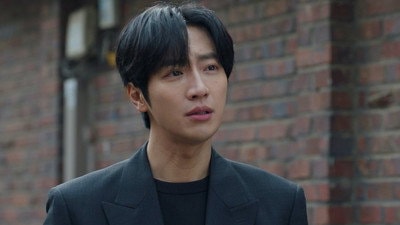 Taeyoung Tracks Down Gwonsuk and Corners Her