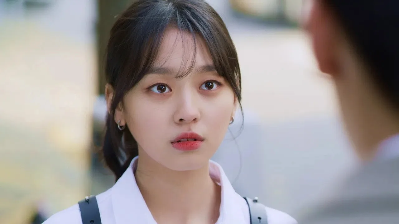 When a Dating Rumor With a Star Breaks Out
