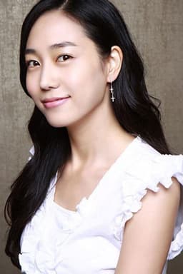 Ha Si-eun